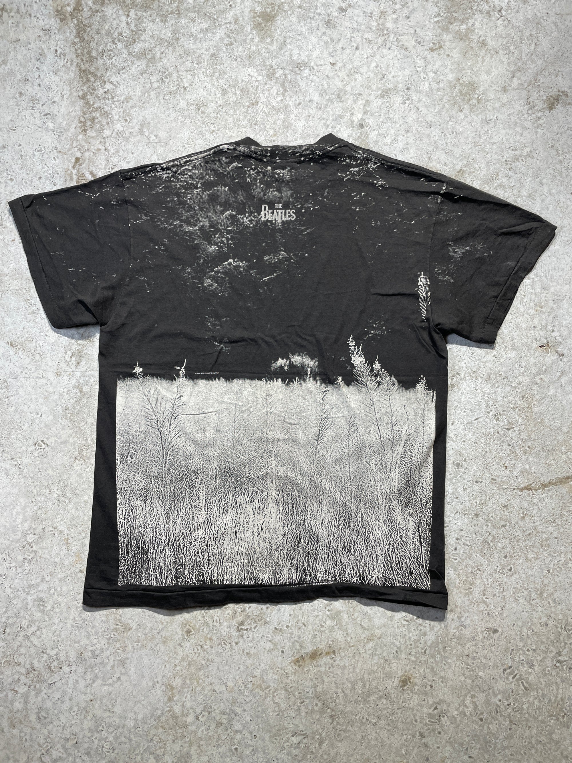 1995 The Beatles Field of Grass All Over Print Tee (X-Large) - Tee - Vintage - Vintage64