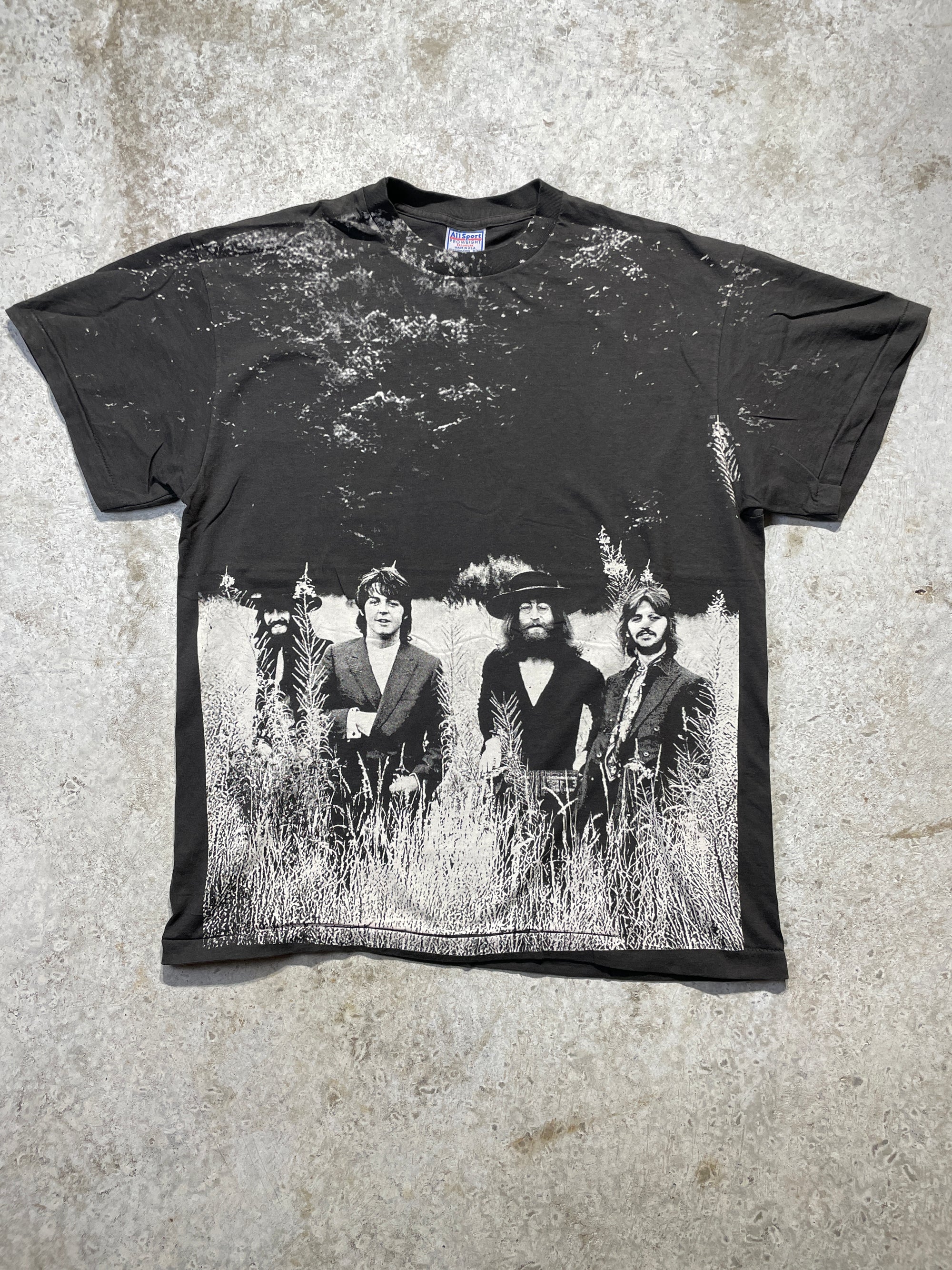 1995 The Beatles Field of Grass All Over Print Tee (X-Large) - Tee - Vintage - Vintage64