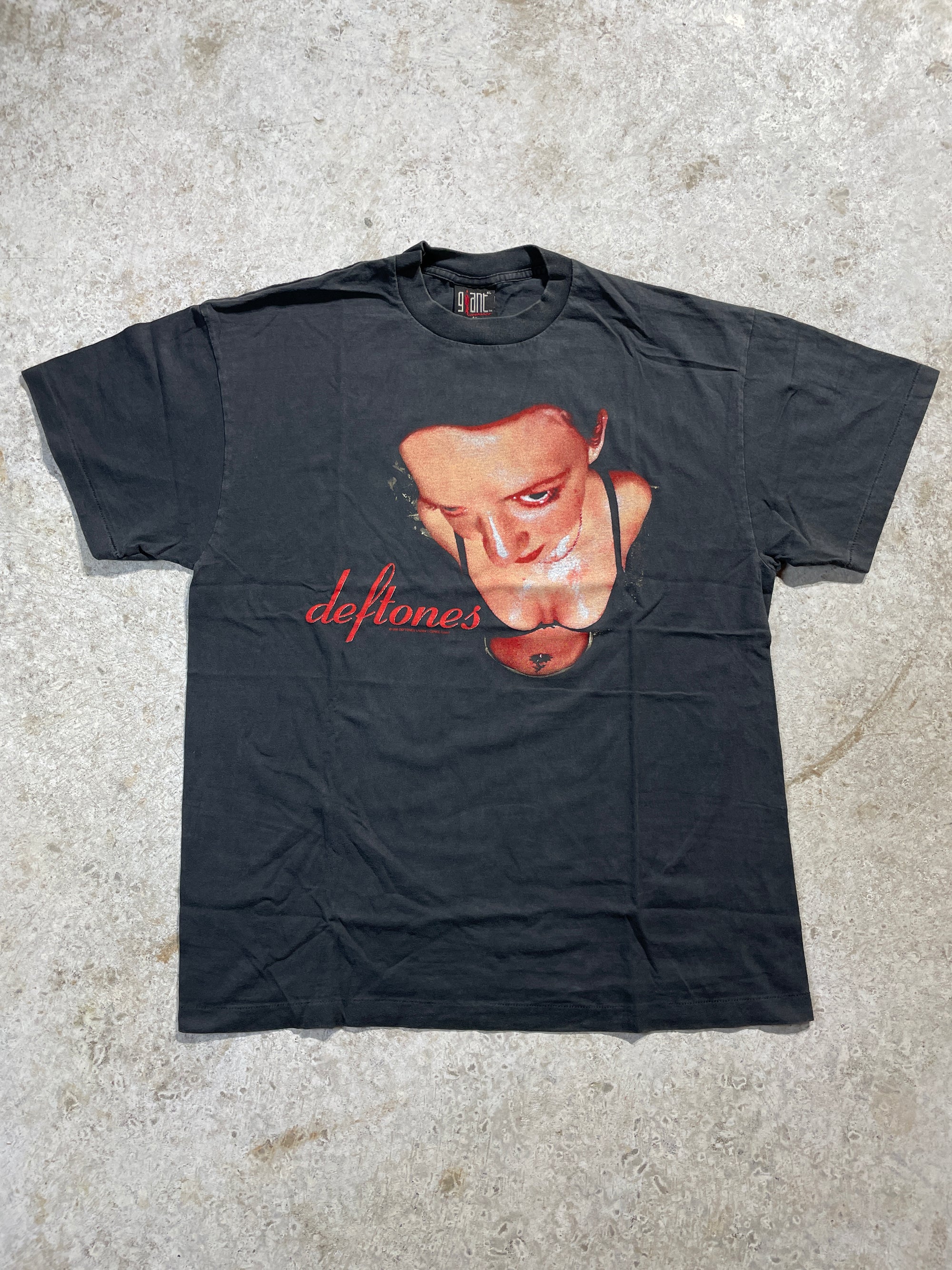 1998 Deftones Band Tee (X-Large) - Tee - Vintage - Vintage64