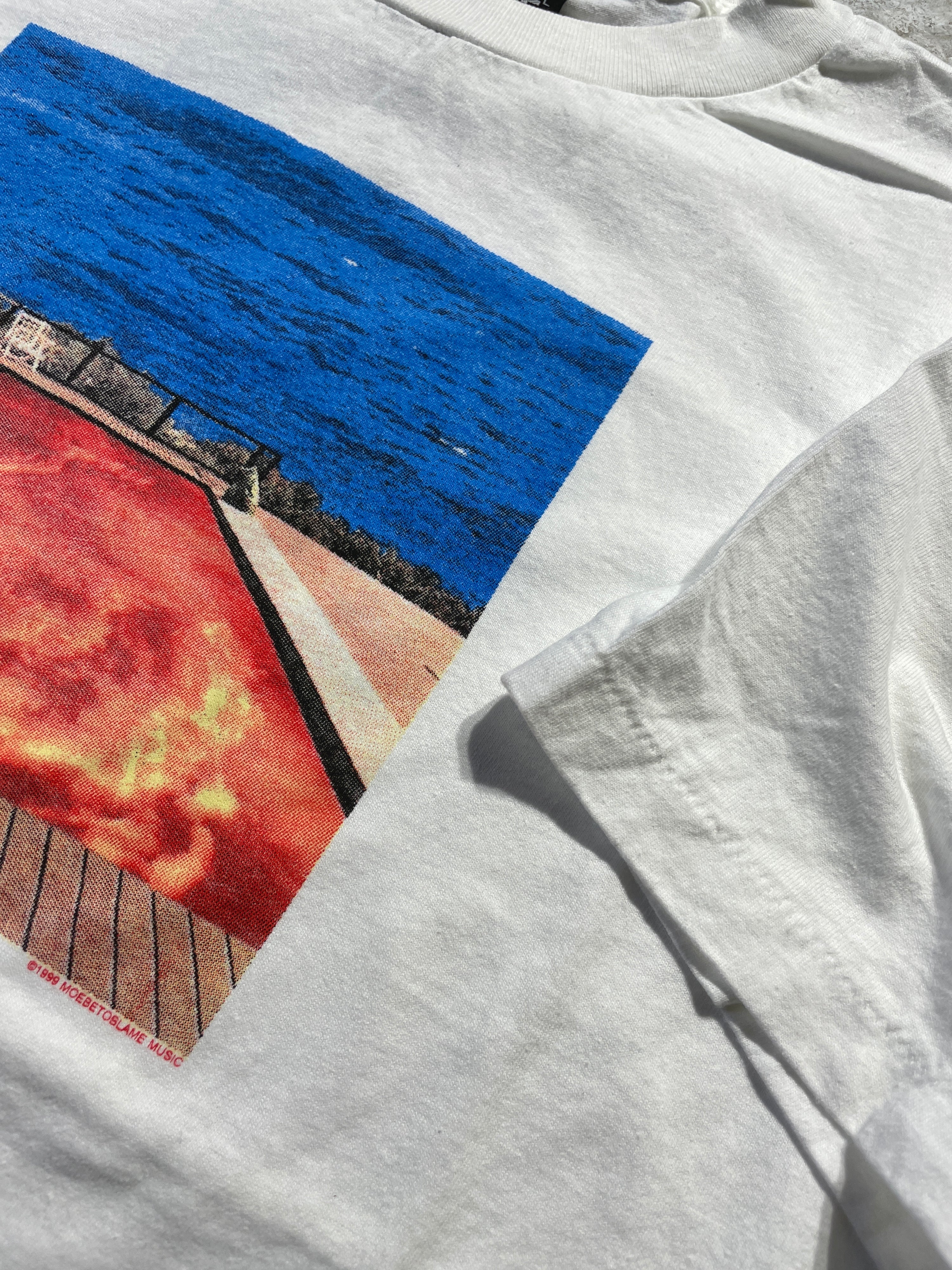 1999 Red Hot Chili Peppers Californication Album Tee (Large) - Tee - Vintage - Vintage64
