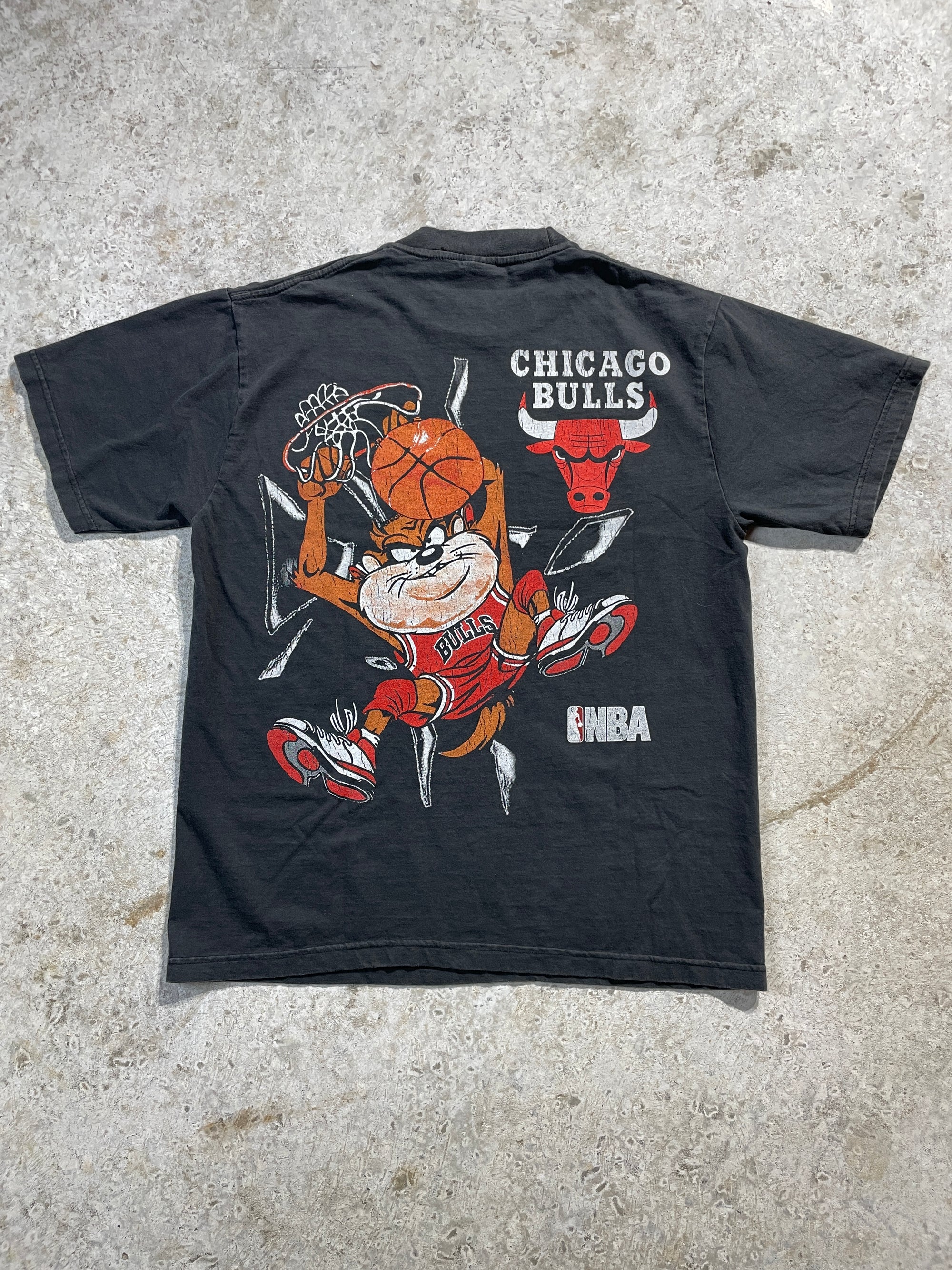 90s Tasmanian Cartoon x Chicago Bulls NBA Tee (Large)