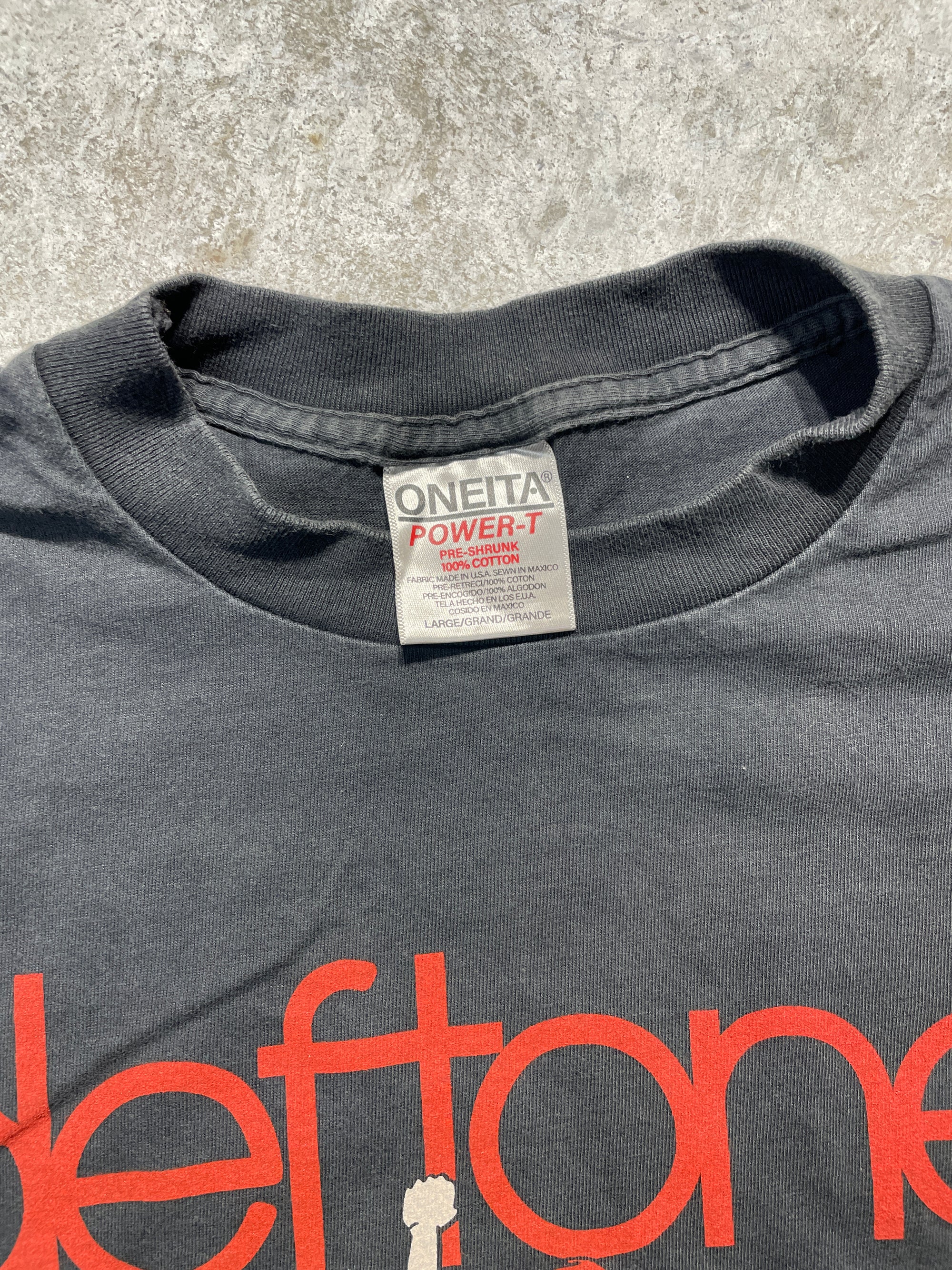 2000 Deftones Back to School Band Tee (Large)