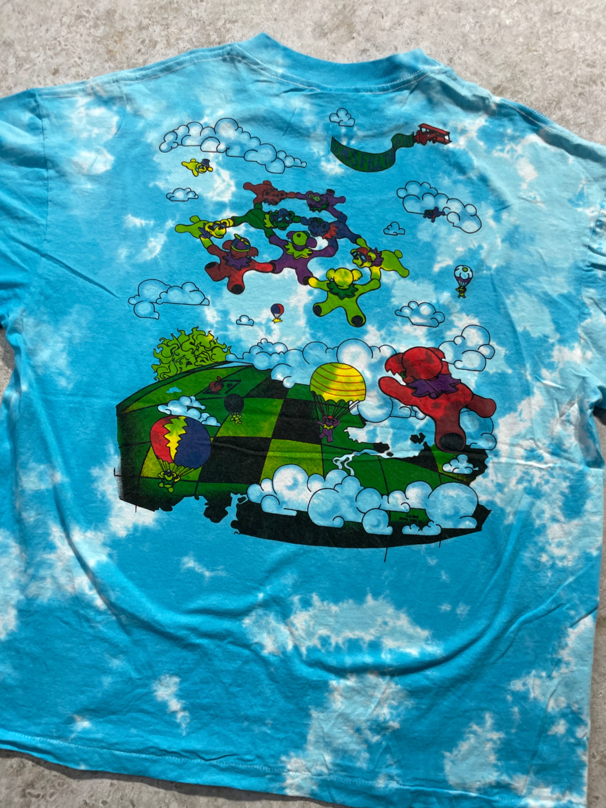 1993 Grateful Dead Skydiving Bears Tie-Dye Tee (X-Large)