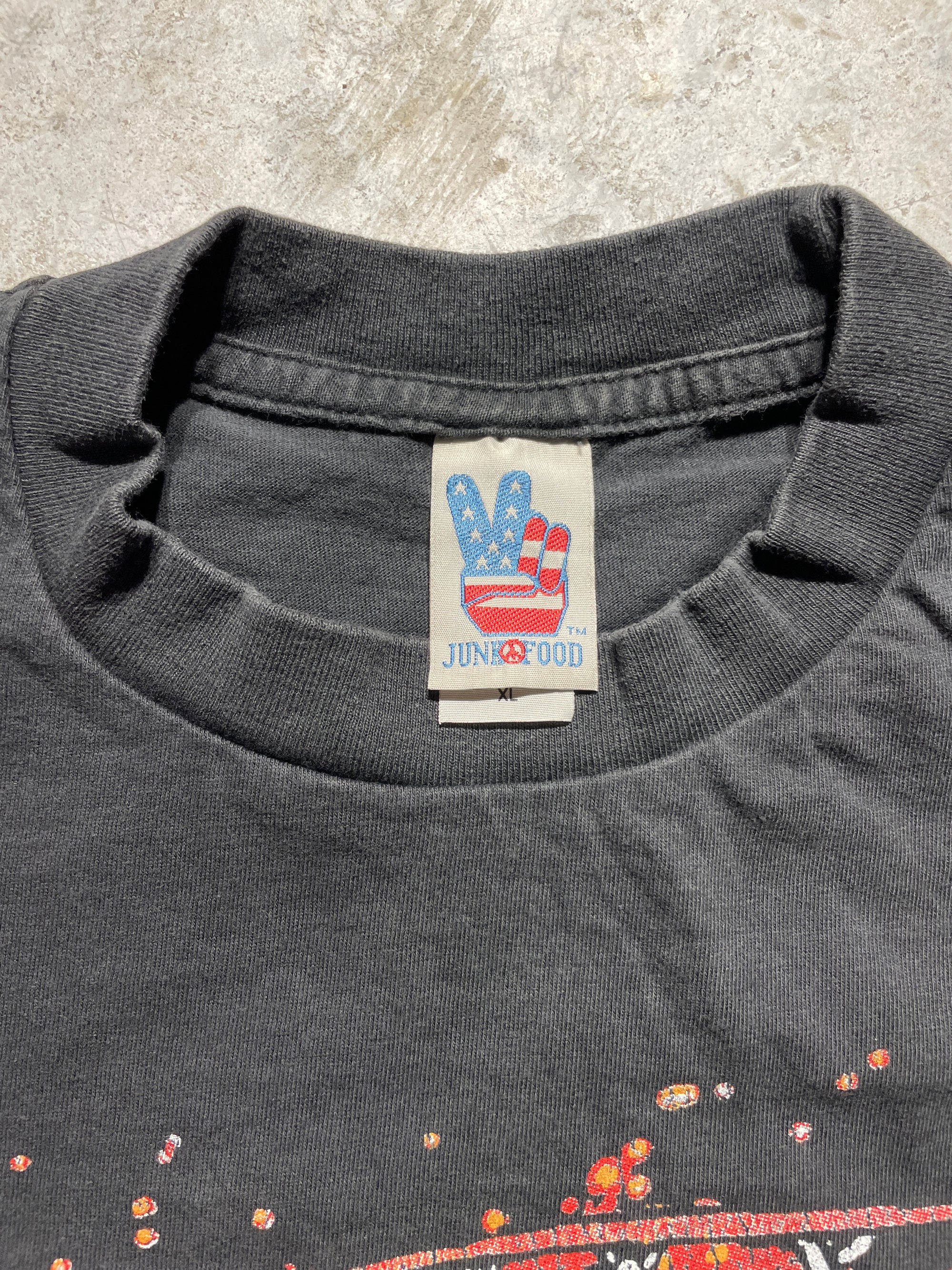 90s Tasmanian Cartoon x Chicago Bulls NBA Tee (X-Large)