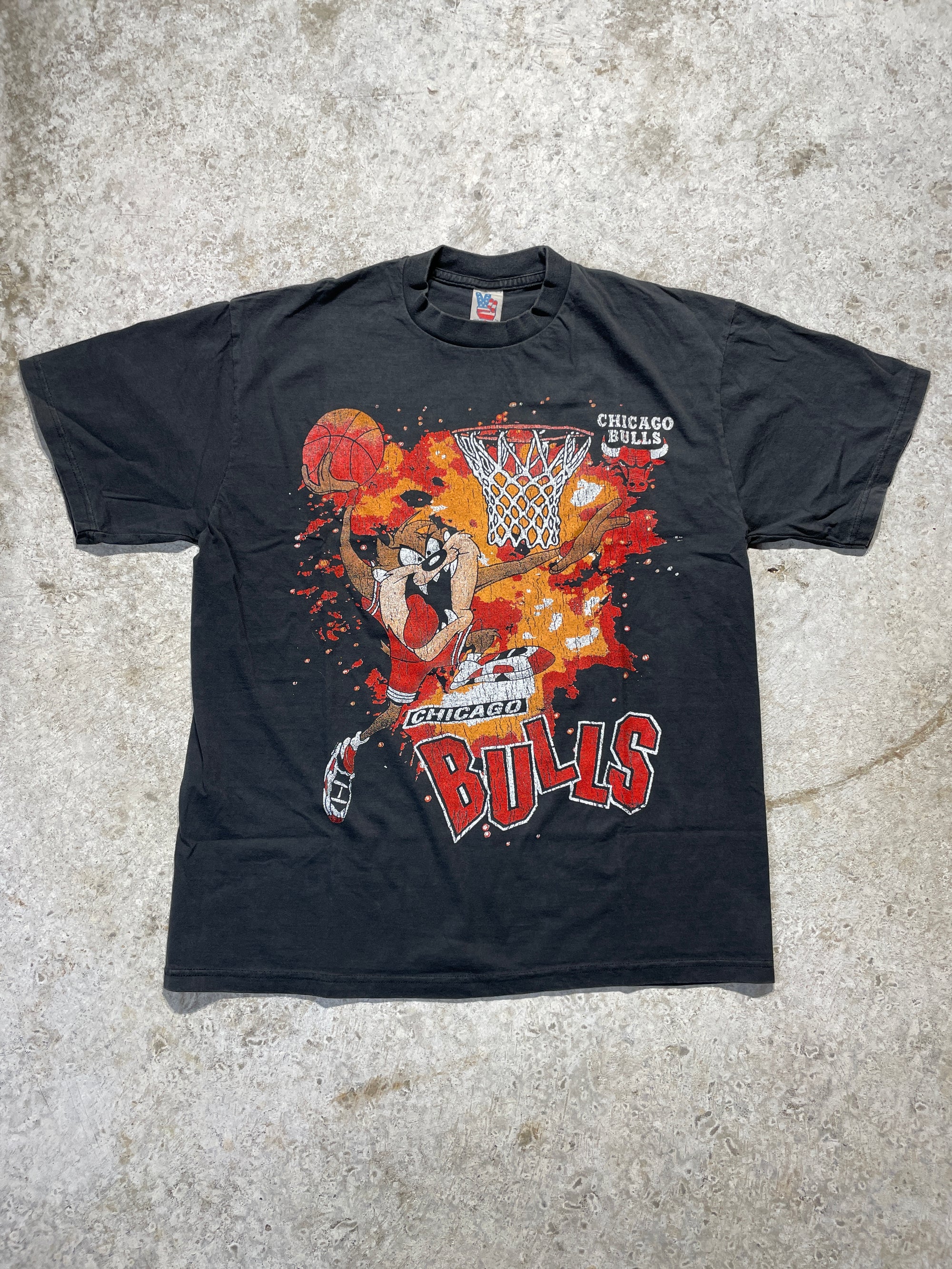 90s Tasmanian Cartoon x Chicago Bulls NBA Tee (X-Large)