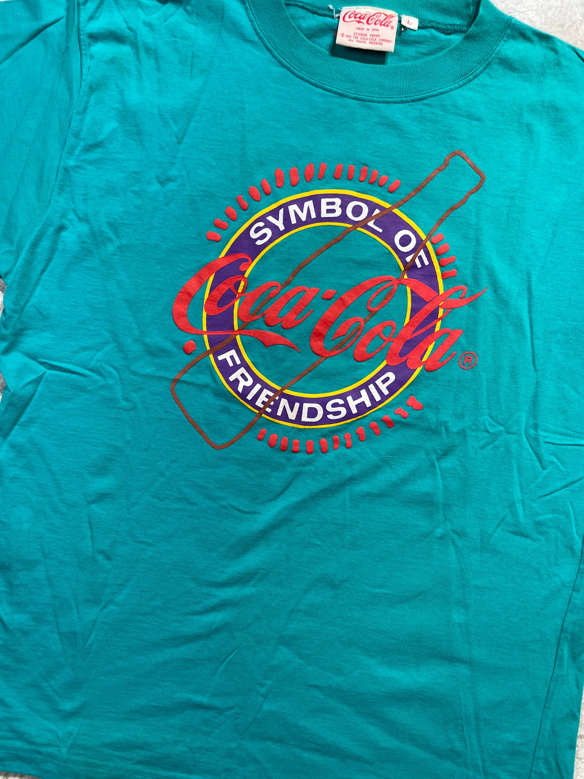 1991 Coca-Cola Friendship Tee (Large) Tee - Vintage64.com - []