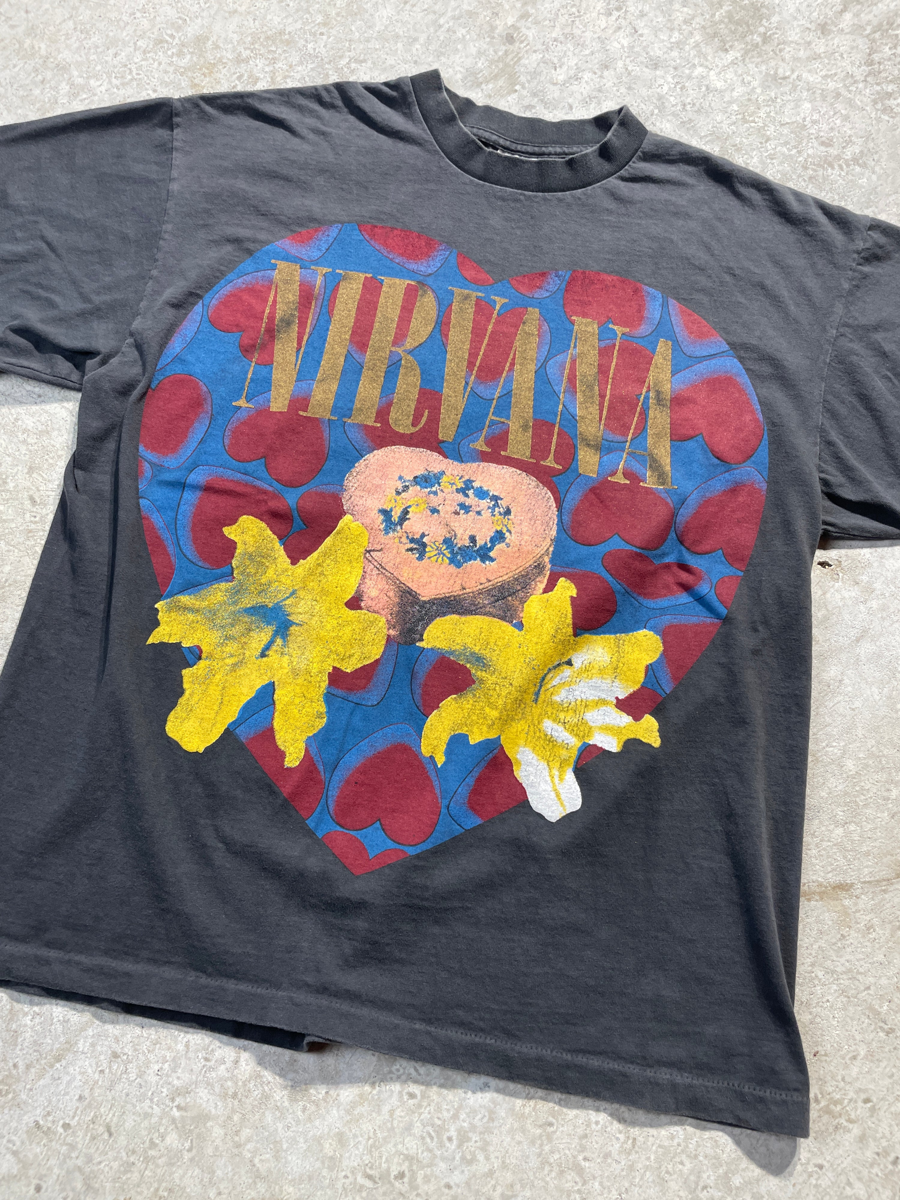 90s Nirvana Heart Shape Box Tee (X-Large)