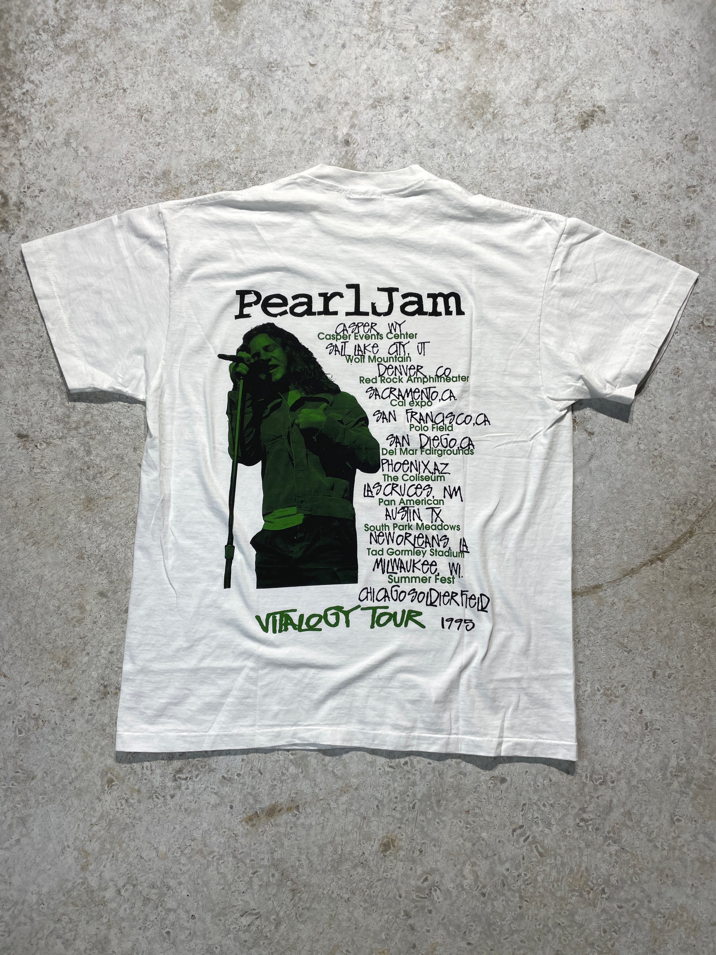 1995 Pearl Jam Vitalogy Tour Tee (X-Large)