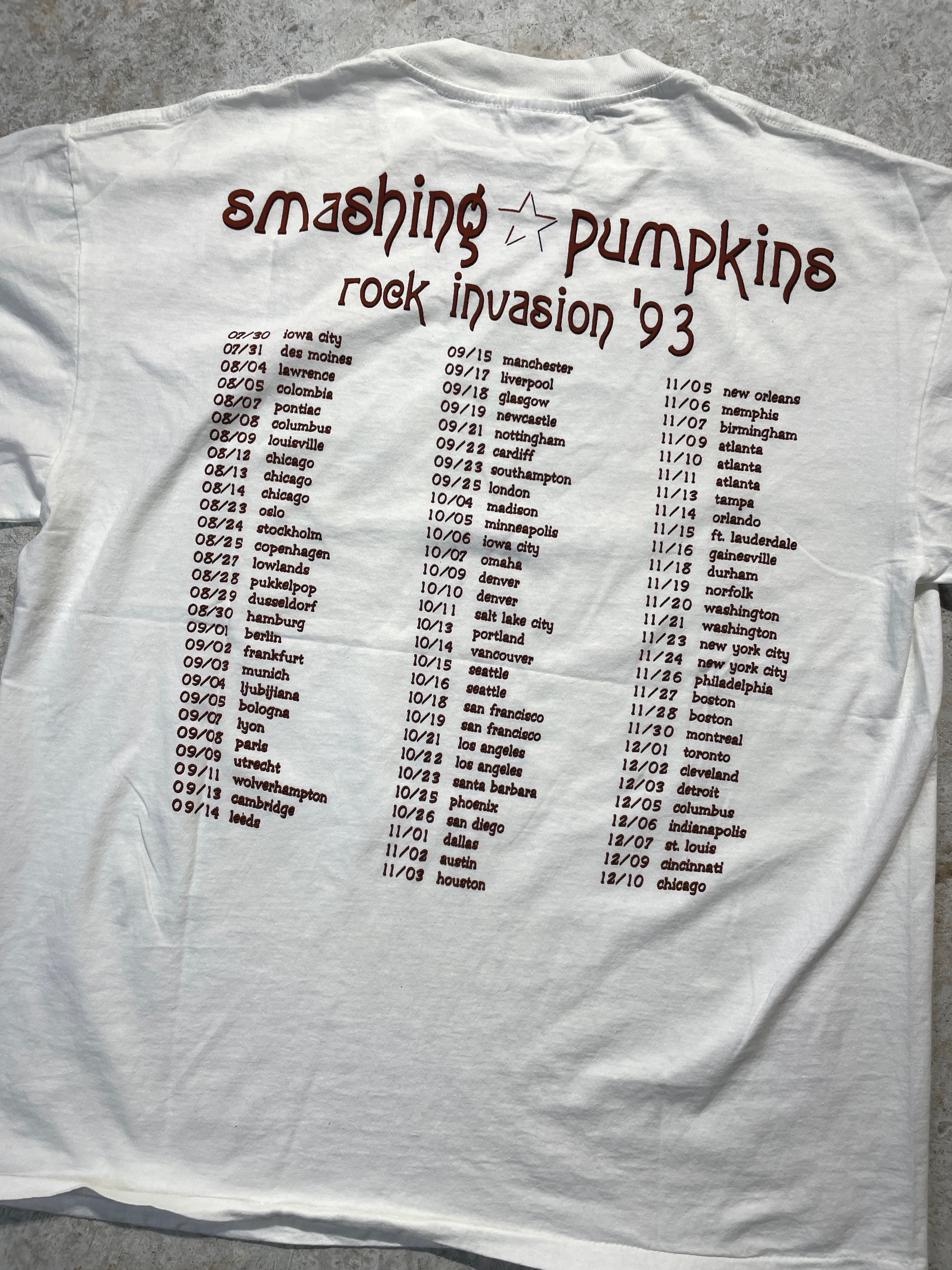 1993 Smashing Pumpkins Rock Invasion Tee (X-Large) Tee - Vintage64.com - []