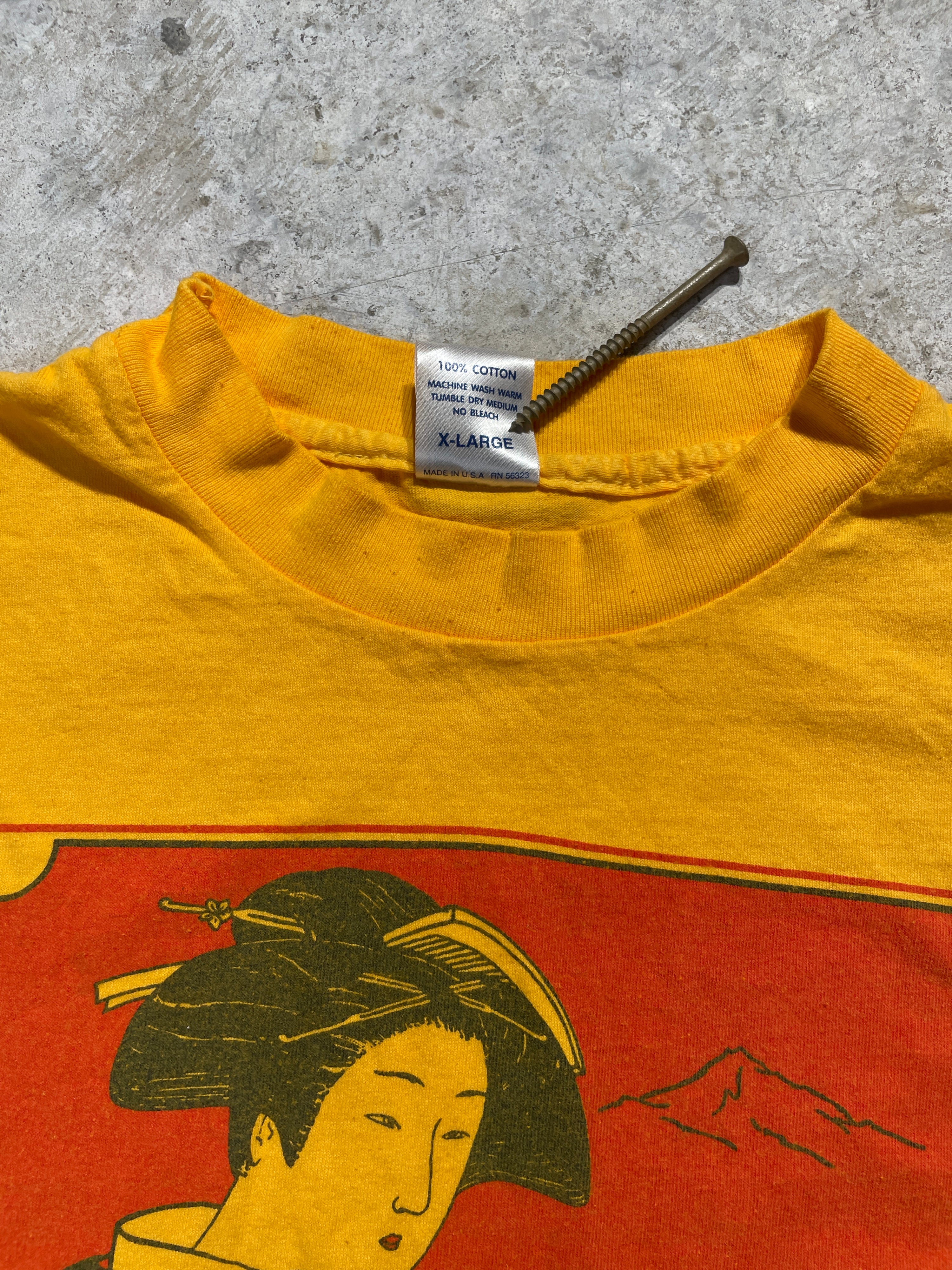 Vintage Nike Japanese Geisha Cascade Run Off Tee (X-Large)