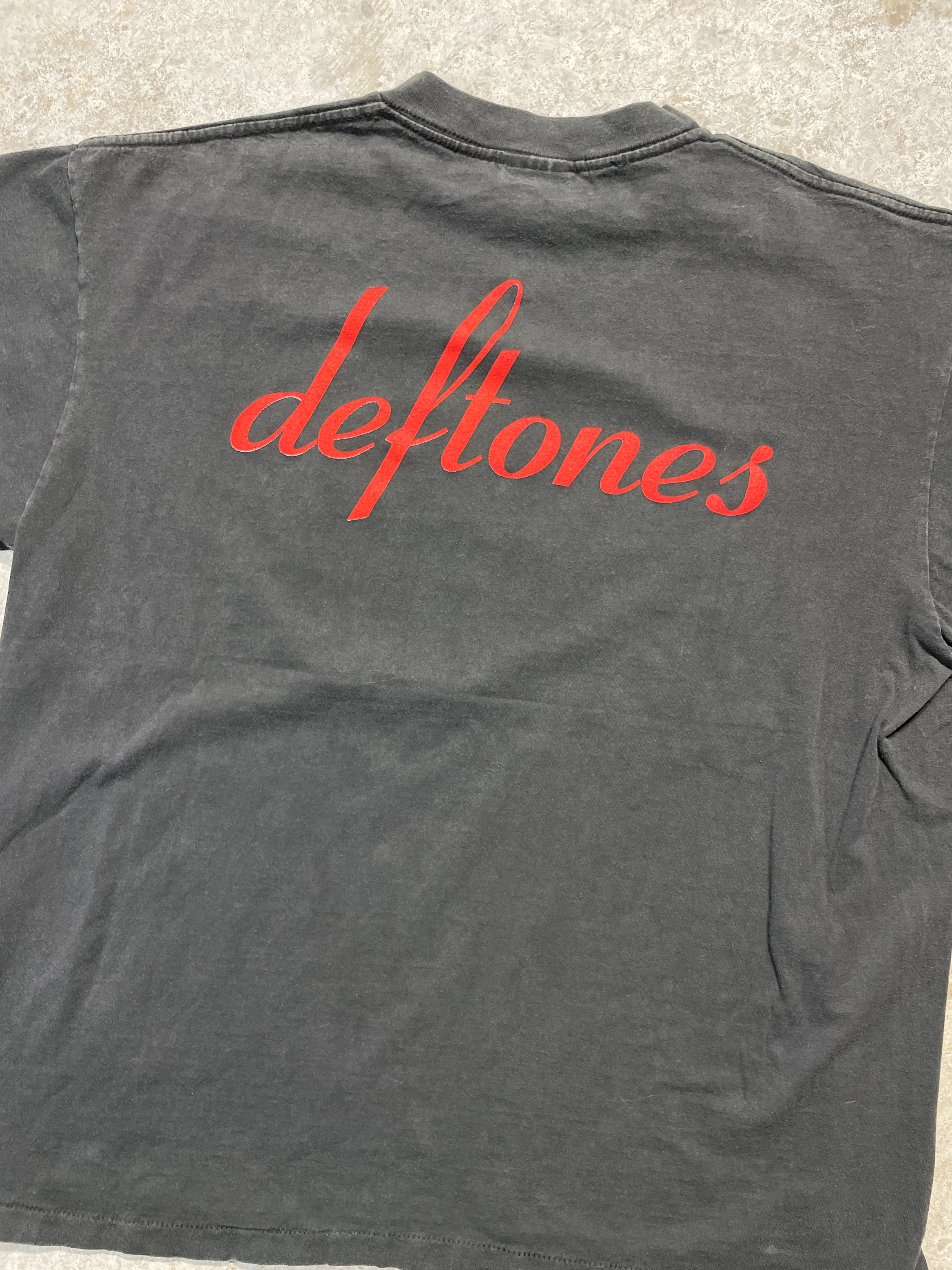 1998 Deftones Band Tee (X-Large) Tee - Vintage64.com - []